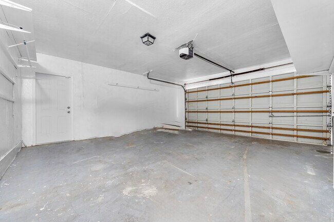 Foto del edificio - 10690 Barn Rd