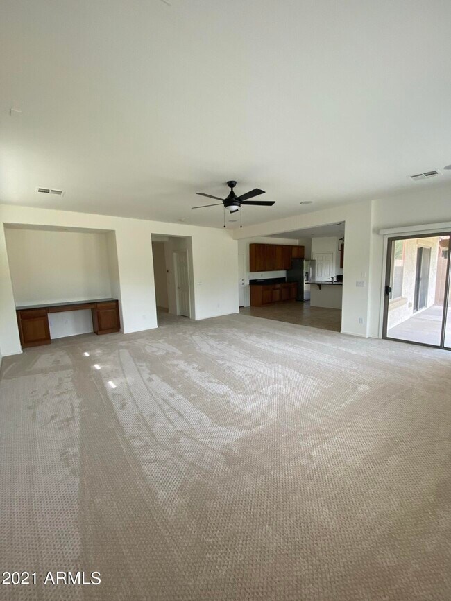 Building Photo - 5131 W El Cortez Trail