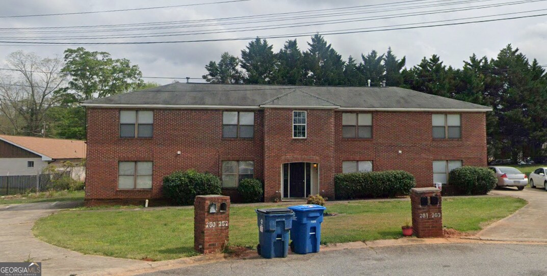 Primary Photo - 252 Toby Springs Ln