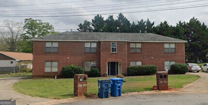 Building Photo - 252 Toby Springs Ln