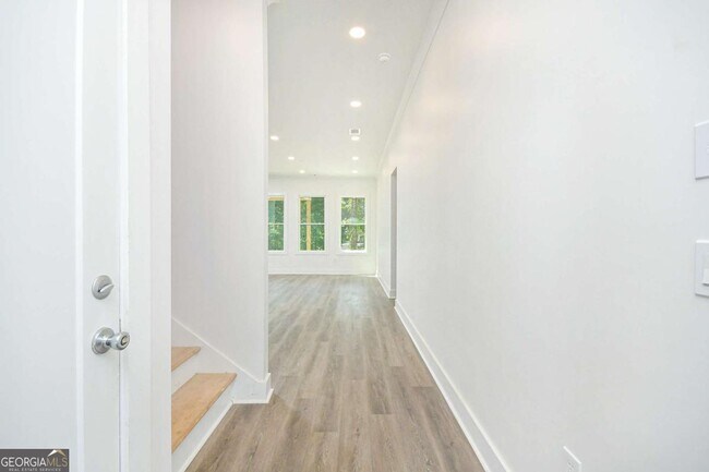 Foto del edificio - 3604 Pineview Cir NW