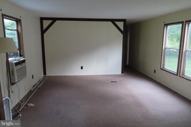 Foto del edificio - 14169 Buchanan Trail W