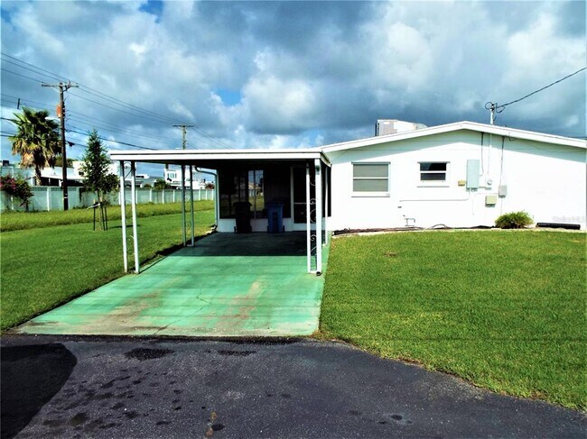 Foto del edificio - 1608 Council Dr