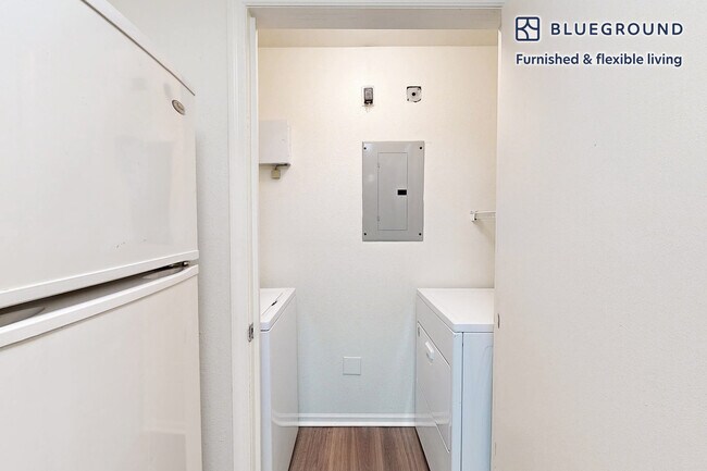 Foto del edificio - 313 Avalon Cir