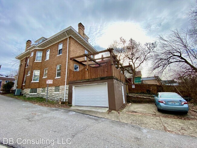 Foto del edificio - 6 br, 3 bath House - 2401 Ohio Ave