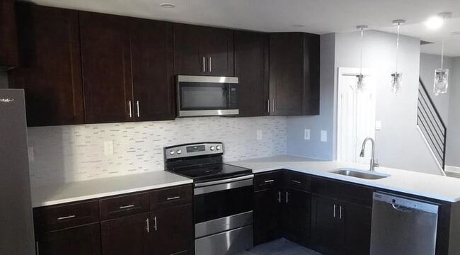 Foto del edificio - 5839 Ludlow St