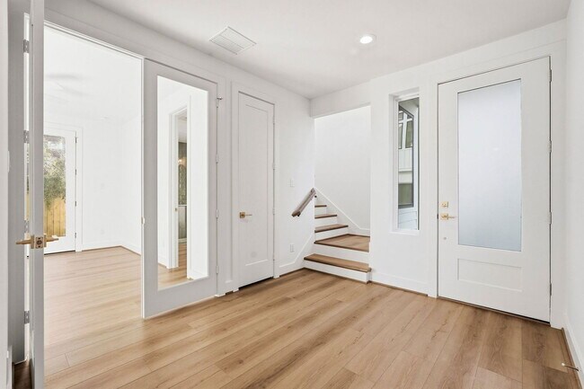 Foto del edificio - 3828 Wilmer St