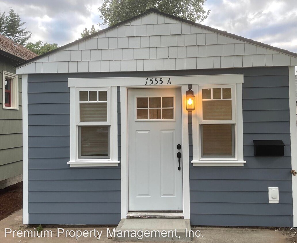 Primary Photo - 1 br, 1 bath House - 1555 & 1555A Summer S...