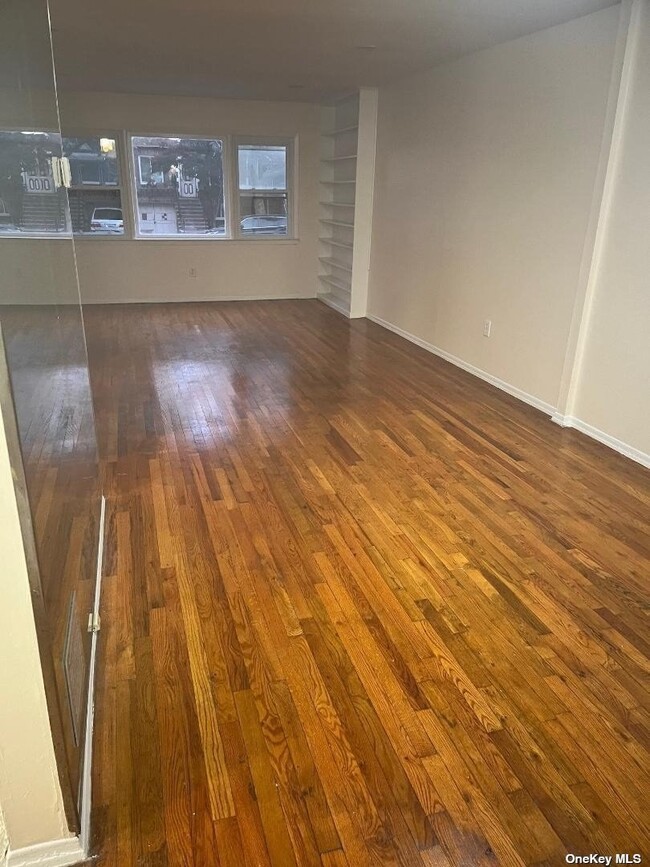 Building Photo - 5221 Avenue K