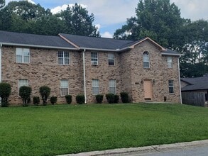 Building Photo - 5963 Thomas Ct