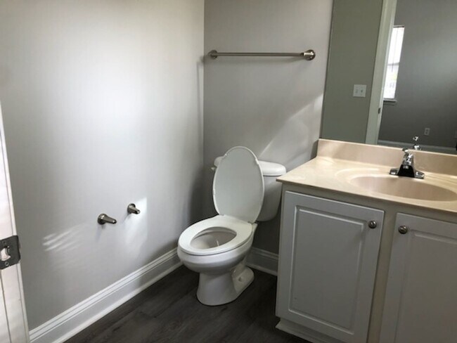 Foto del edificio - 72 Cassandra Ln