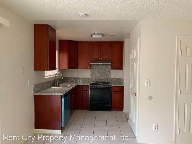 Building Photo - 3 br, 2 bath House - 8023 Center Pkwy