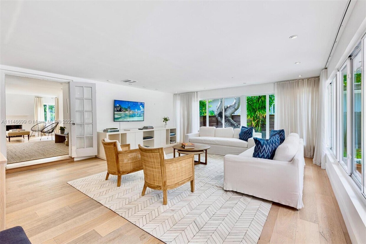 769 NE 113th St, Biscayne Park, FL 33161 House for Rent in Biscayne