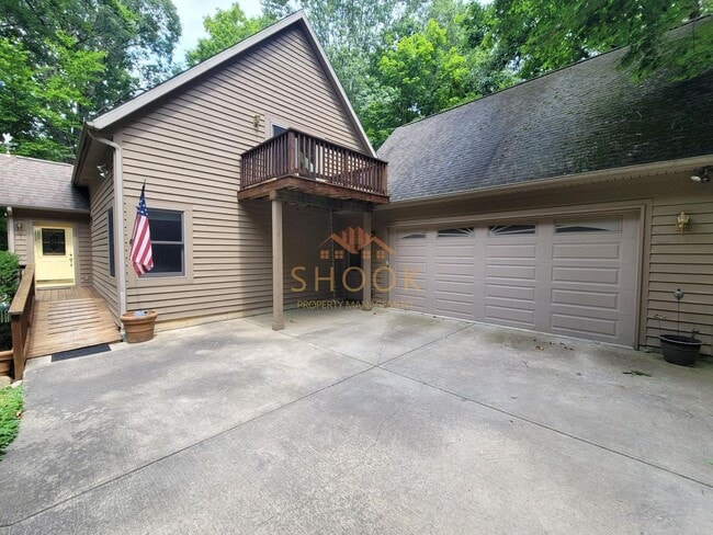 Foto del edificio - A Little Piece of Tennessee! Your Private Wooded Home!