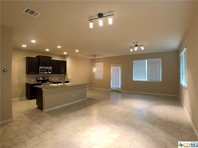 Building Photo - 2146 Flintshire Dr