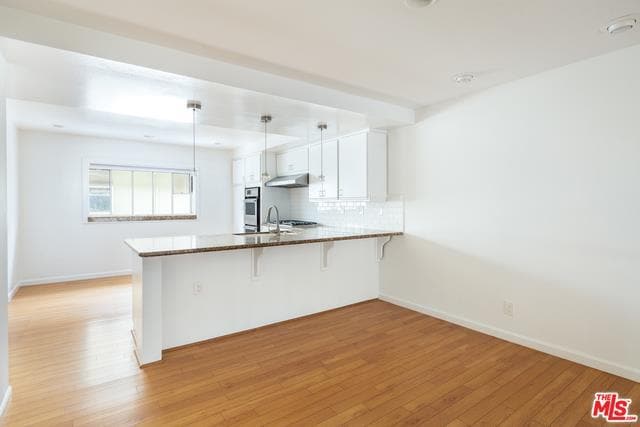 Building Photo - 4739 La Villa Marina