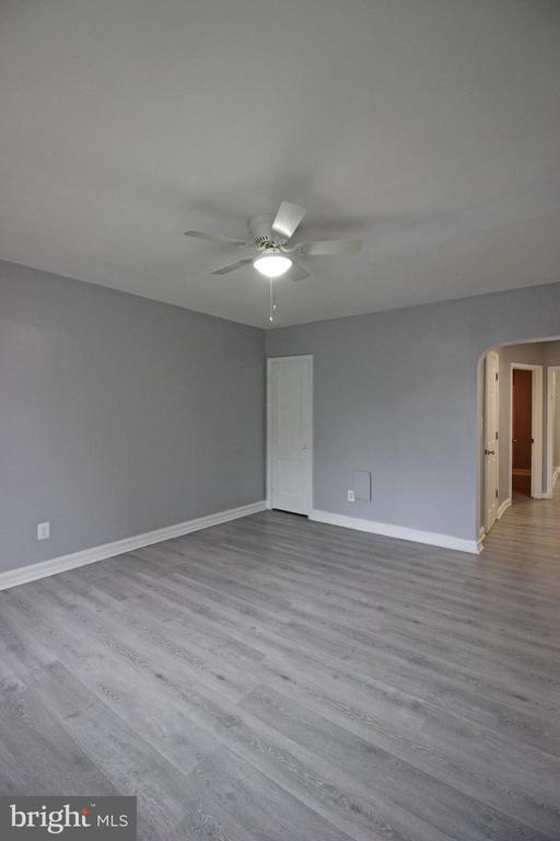 Building Photo - 3301 D St SE