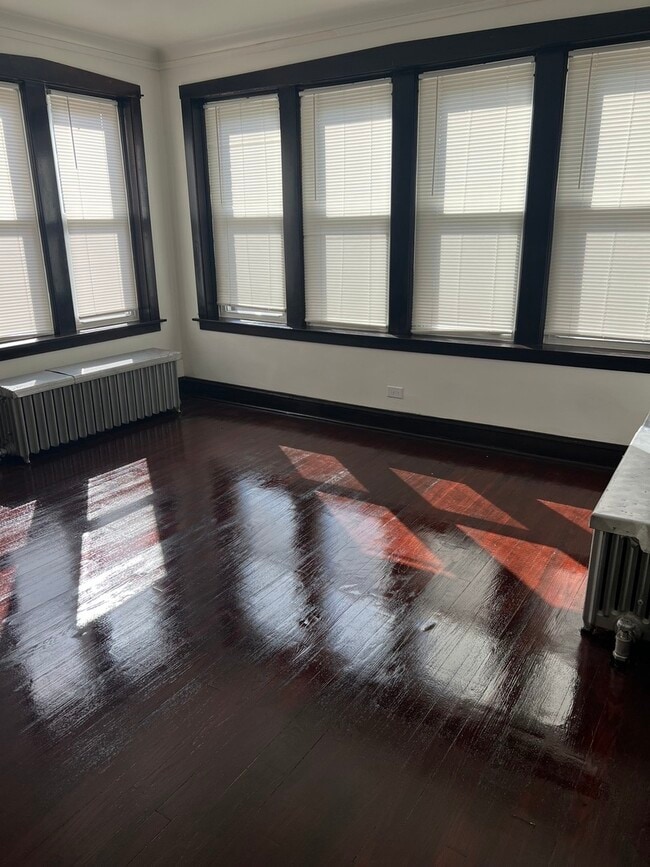 Building Photo - 8139 S Peoria St