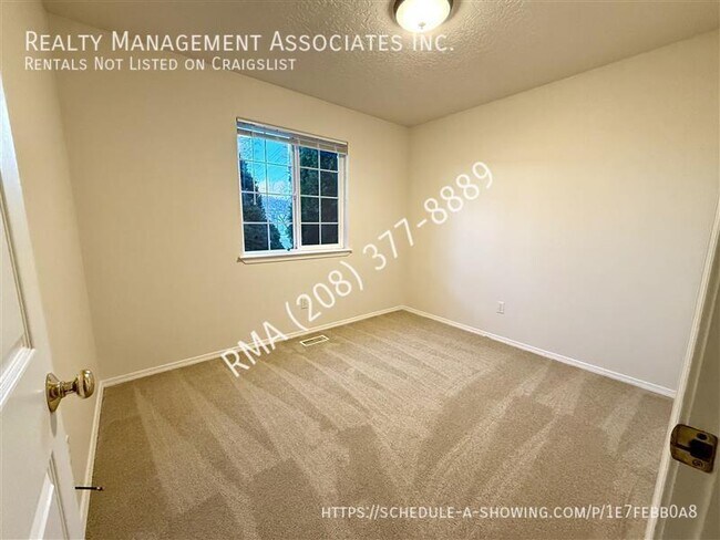 Foto del edificio - 822 S Chestnut St