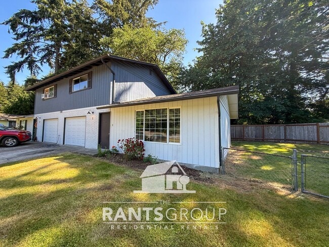 Building Photo - 351R