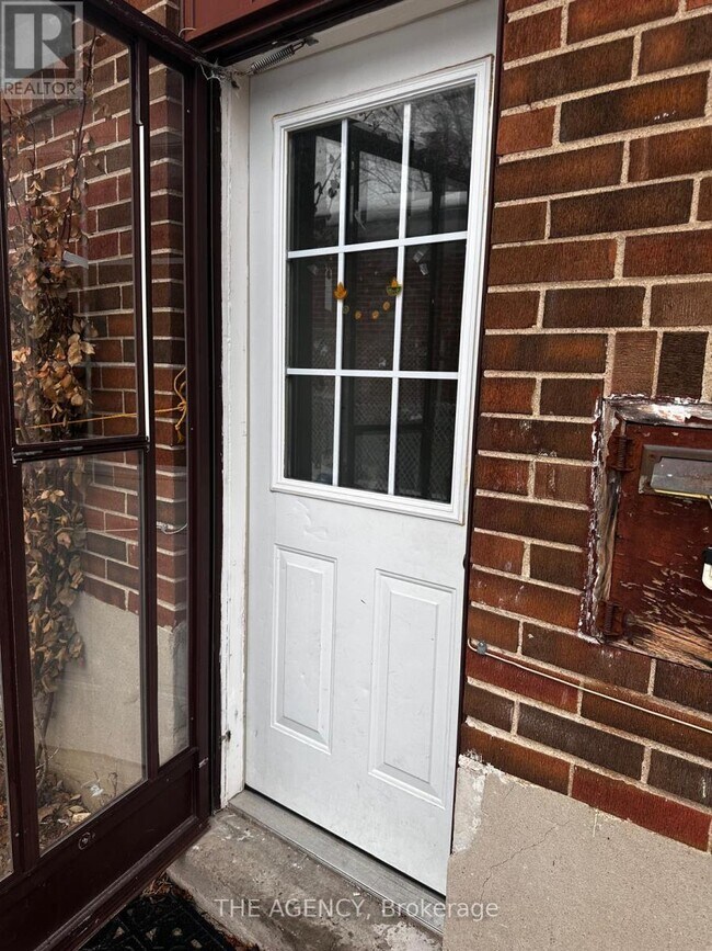 Photo du bâtiment - 54 Peace Dr