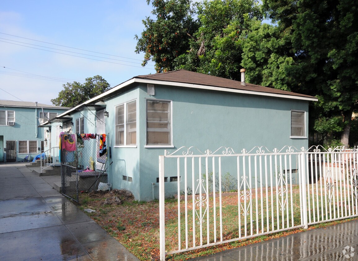 Foto del edificio - 2544 Cudahy St
