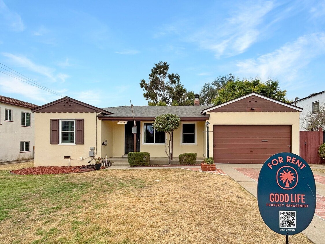 Foto principal - Charming 2BD/1BA House in National City W/...