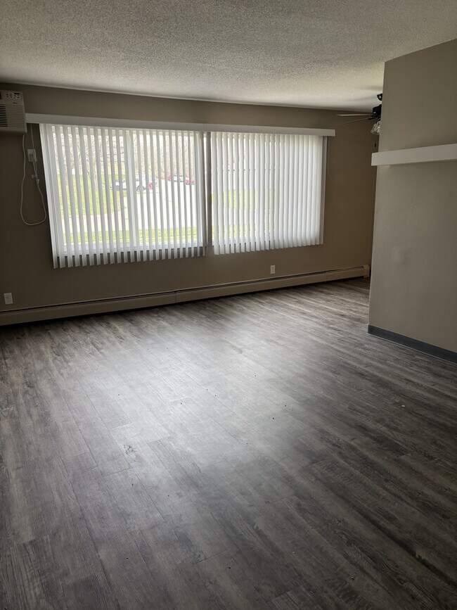 Foto del edificio - 1705 Edgewood Dr NW
