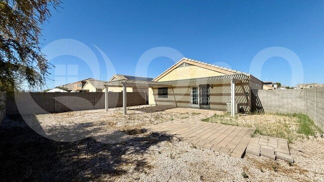 Foto del edificio - 12301 W Aster Dr