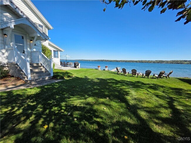 Foto del edificio - 5358 W Lake Rd