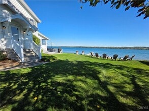 Building Photo - 5358 W Lake Rd Building Photo - 5358 W Lake Rd