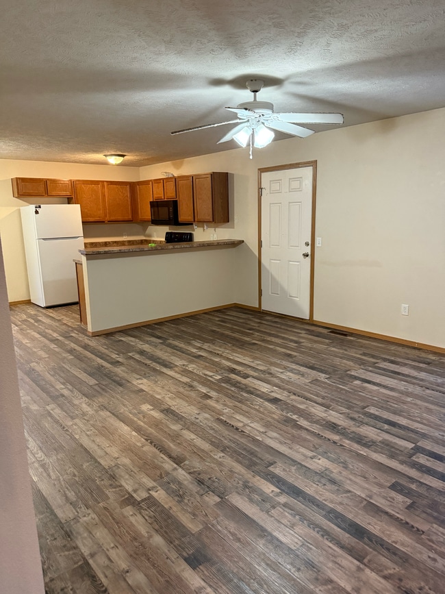 Foto del edificio - 5605 W Longleaf Dr