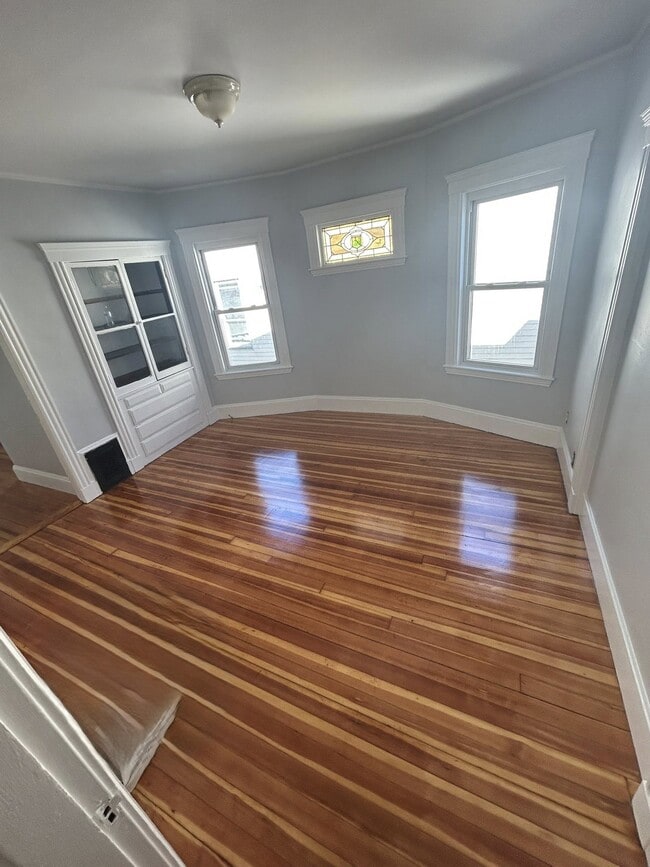 Building Photo - 29 Mount Ida Rd