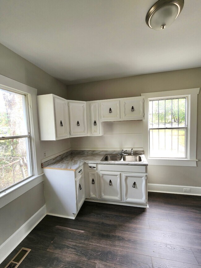 Foto del edificio - 1521 27th Street Ensley