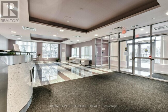 Photo du bâtiment - 1328 Birchmount Rd