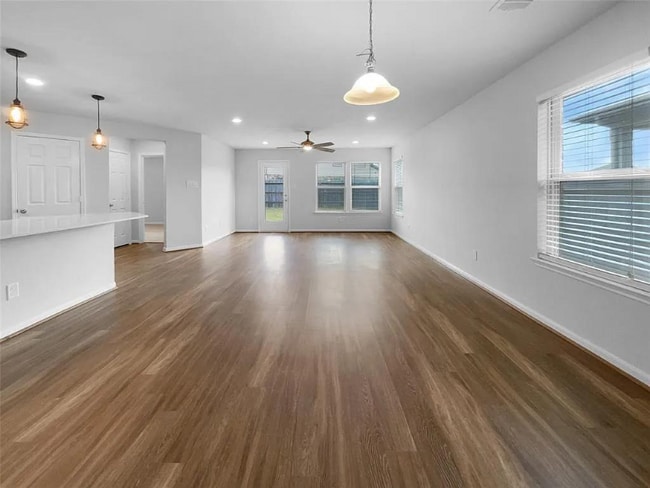 Building Photo - 25621 Ramsey Heights Way