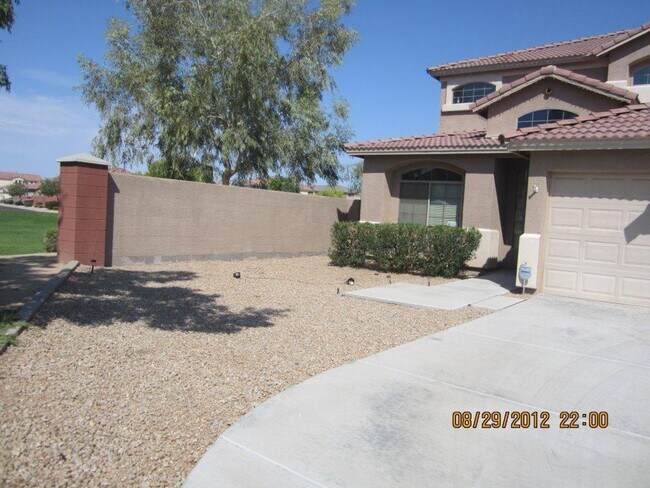 Foto del edificio - 5614 W Darrel Rd