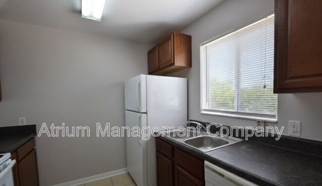 Building Photo - 114 Cory Ln