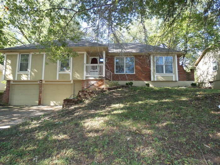 Foto principal - 6220 N Normandy Dr