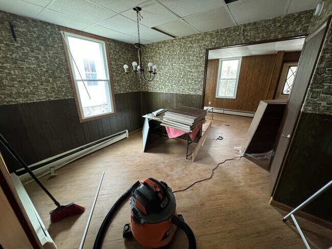 Building Photo - Semi Detached