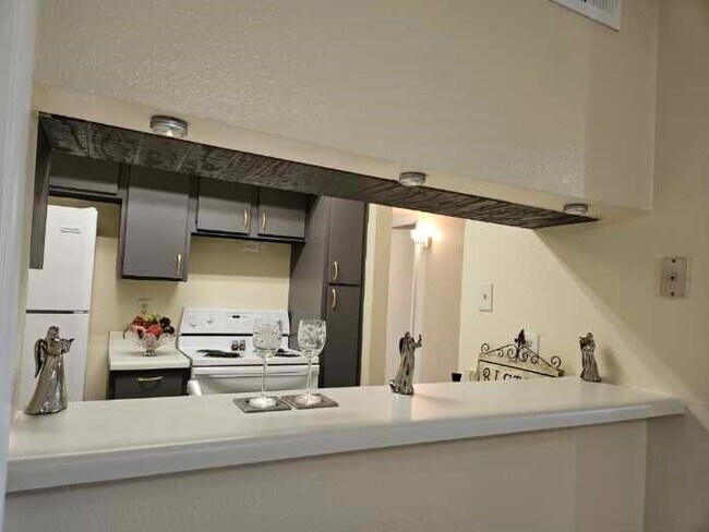 Foto del edificio - 8433 Hearth Dr