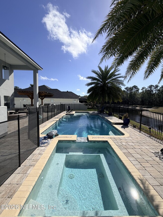 Building Photo - 6092 White Tip Rd