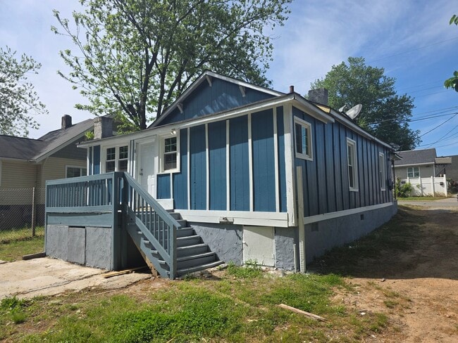 Foto del edificio - 904 Crowder St