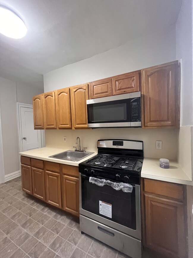 1013 Palisade Ave Unit A4 - 1009 Palisade Ave