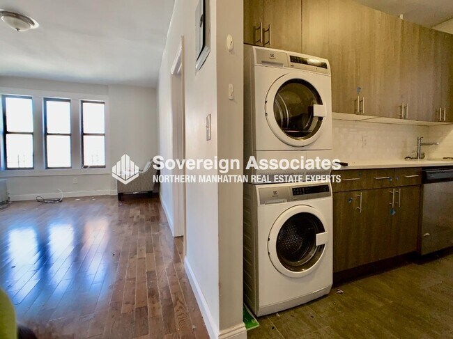 Foto del edificio - 518 W 204th St
