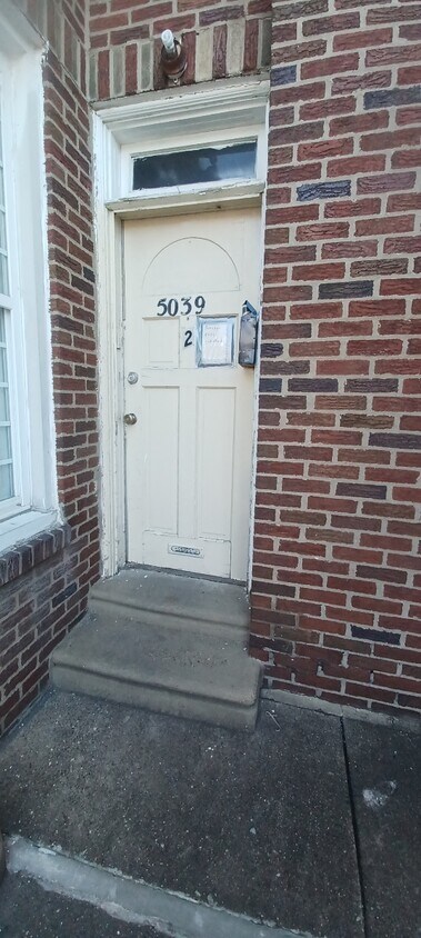 Foto principal - 5039 F St