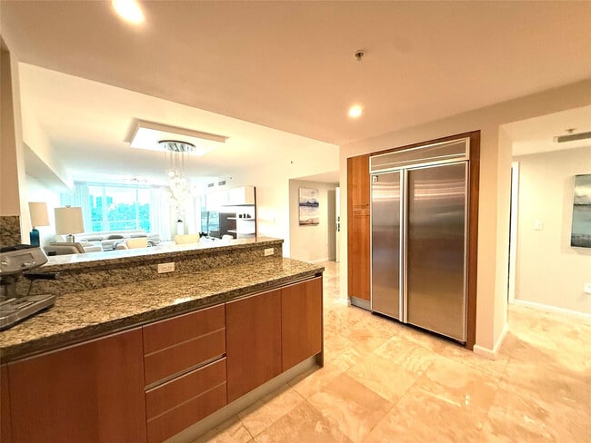 Building Photo - 45 Hendricks Isle