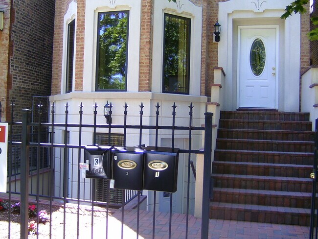 Foto del edificio - 930 S Leavitt St