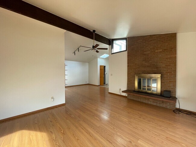 Foto del edificio - 3 Bed/2 Bath Home in North Boulder