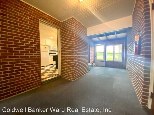 Building Photo - 3 br, 1 bath House - 417 Katherine Ave